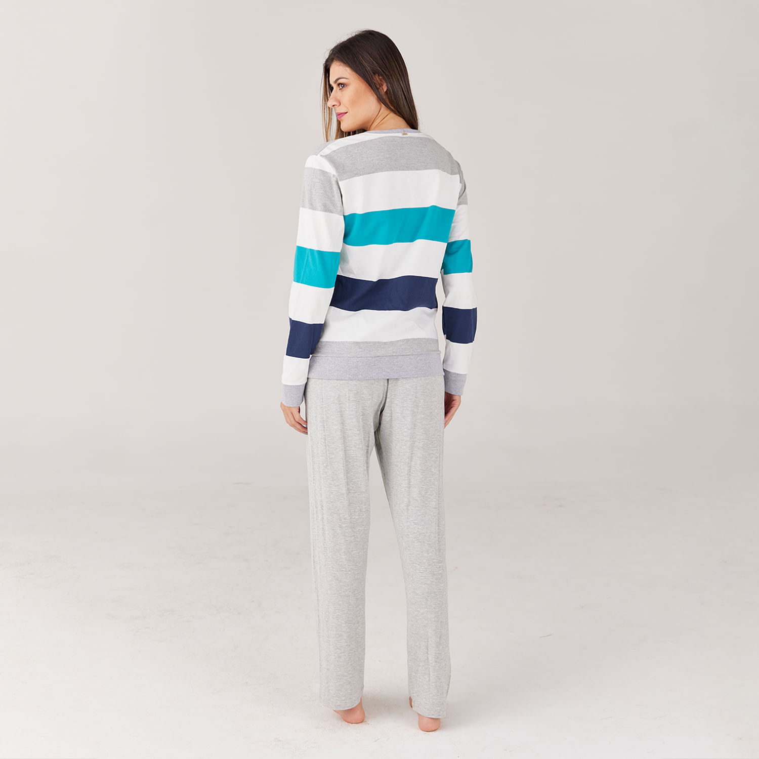Pijama-5---Corpo-inteiro-costas